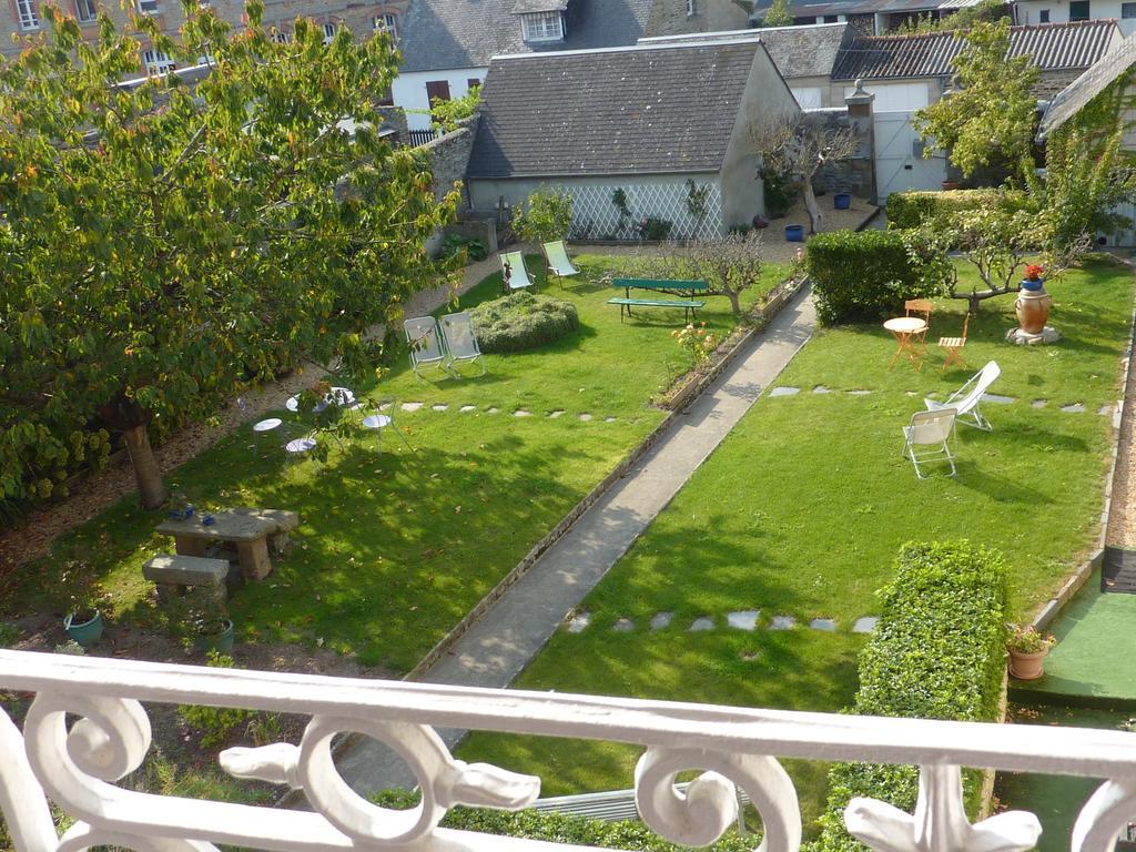 Maison D'Hotes Les Belles De Mai Pontorson Pokoj fotografie