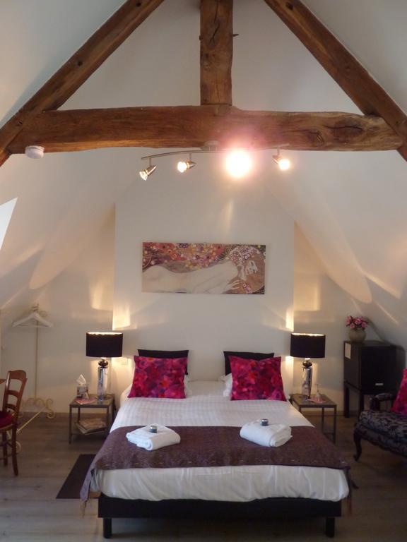 Maison D'Hotes Les Belles De Mai Pontorson Pokoj fotografie