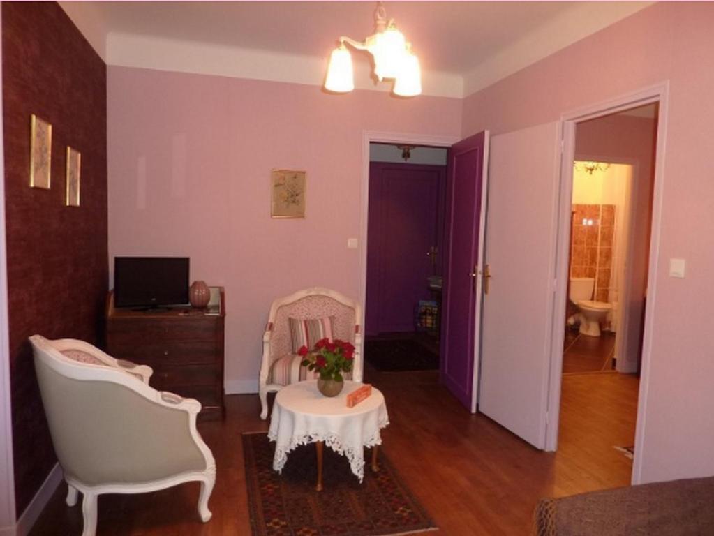 Maison D'Hotes Les Belles De Mai Pontorson Pokoj fotografie